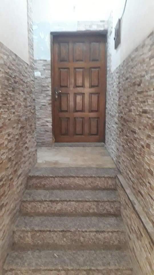 شقة للإيجار بالقرب من سوبرماركت الصالح 