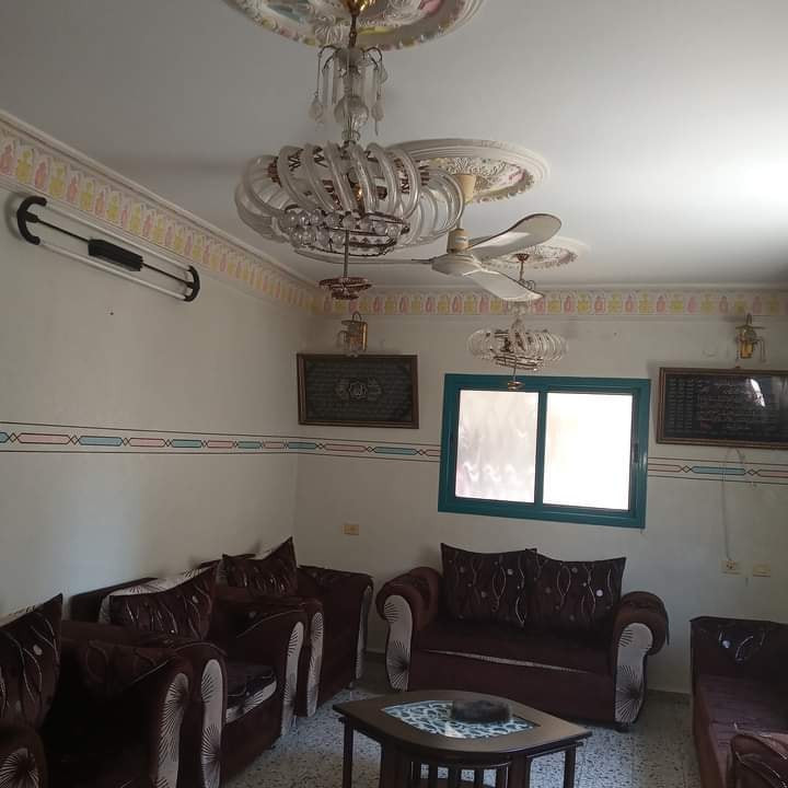 عمارة 4 طوابق وروف تشطيب سوبر لوكس