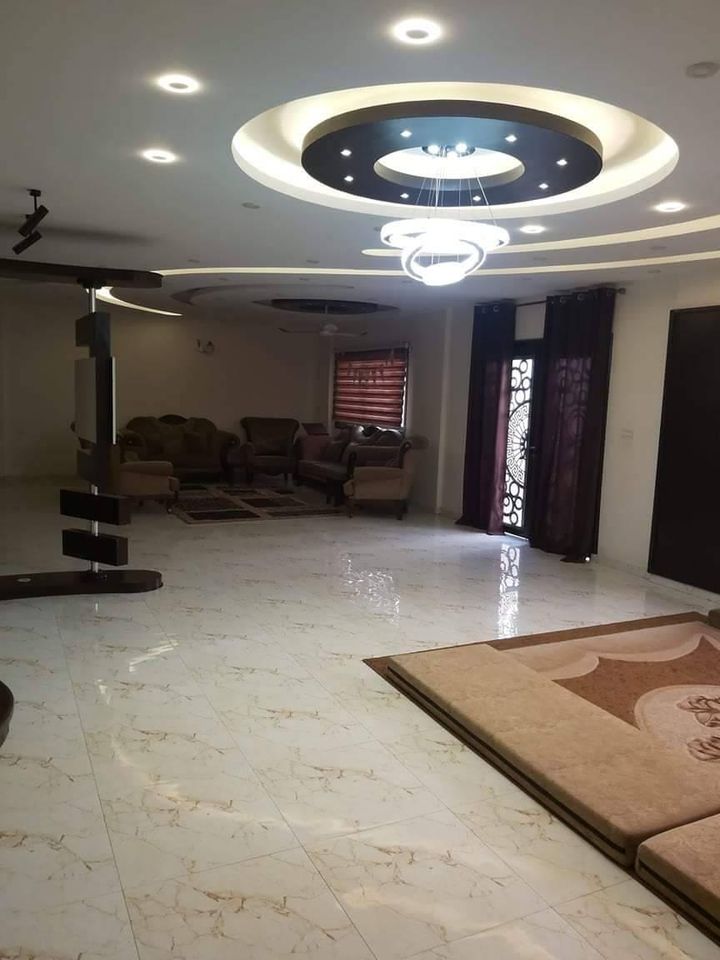 شقة في عمارة جديد تشطيب فخم
