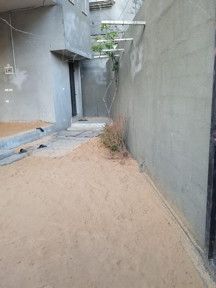  بيت للبيع شمال محطة تمراز 