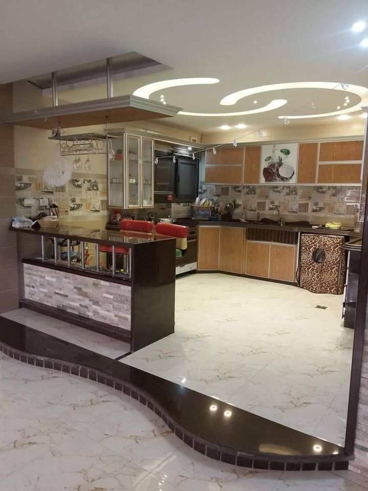 شقة في عمارة جديد تشطيب فخم