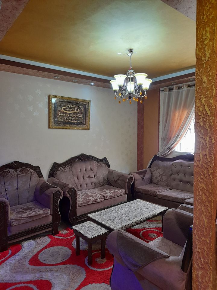 منزل للبيع مطل على منتزه