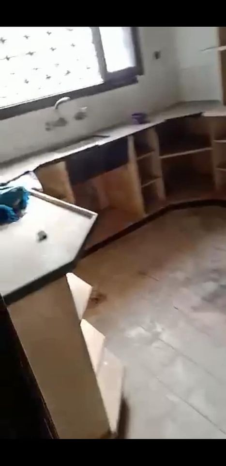 شقة للبيع في منطقة حيوية جداً