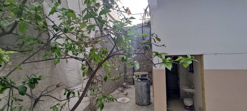 منزل للبيع بجوار معمل خاطر للباطون
