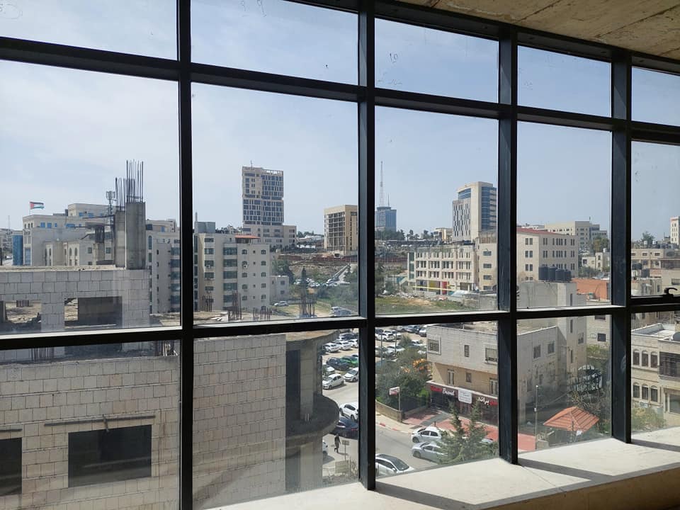 مكتب للبيع خلف شارع المحكمة