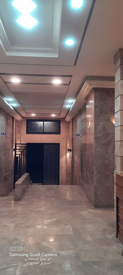 شقه عظم في عماره جديده وراقيه 