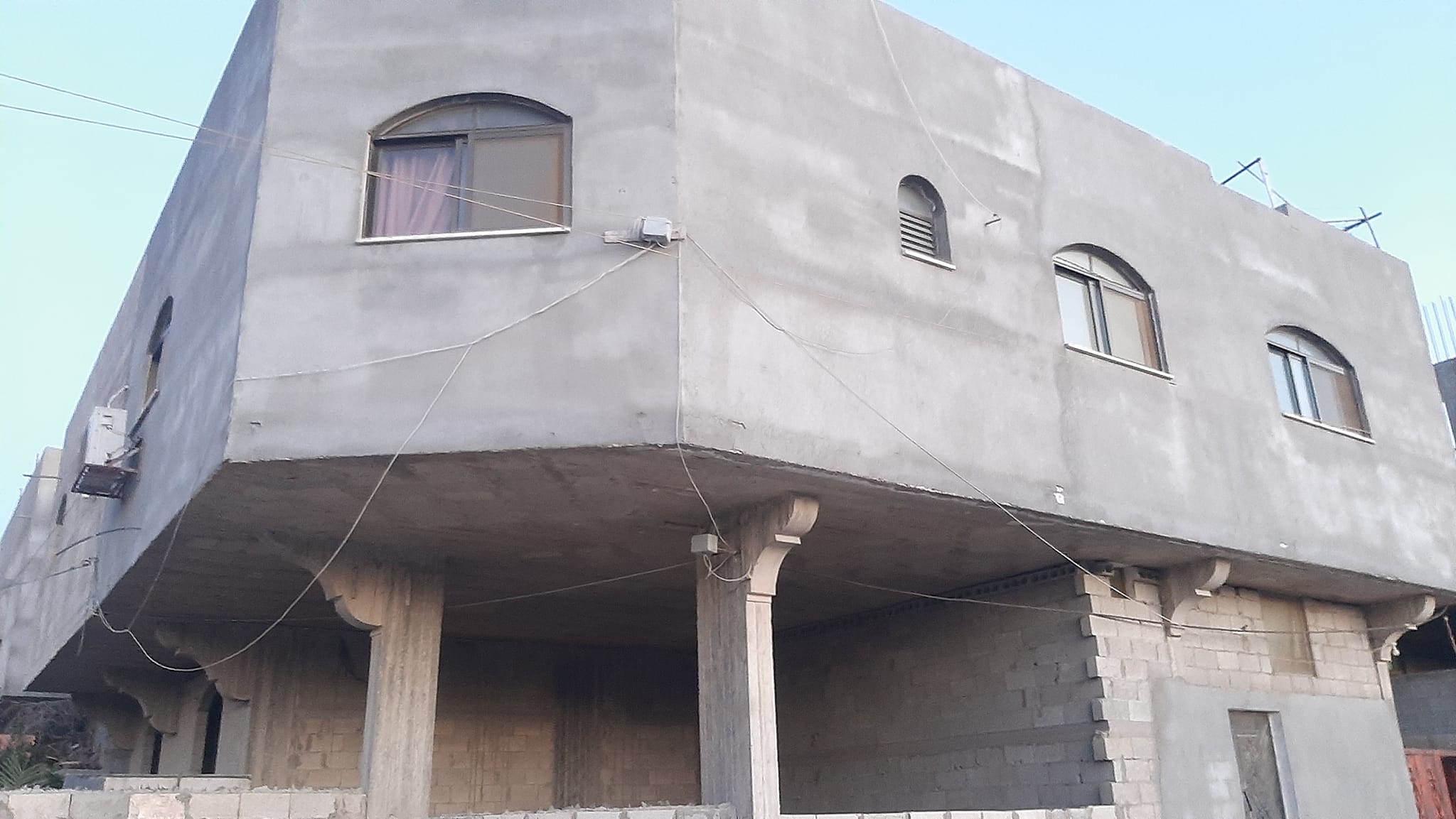 منزل للبيع قرب شالية الريحان