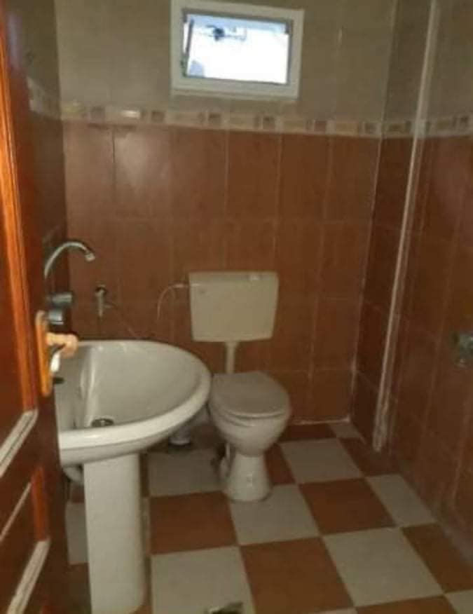 بيت للبيع عند الجندي المجهول
