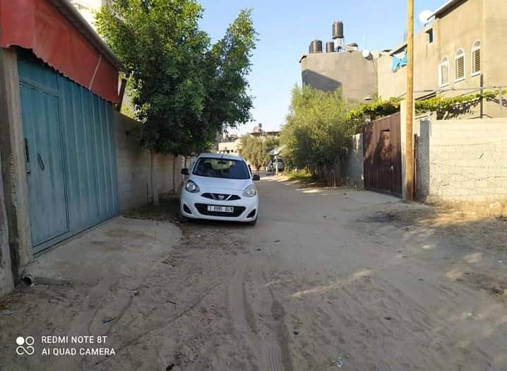 قطعة أرض في منطقة جميلة وهادئة