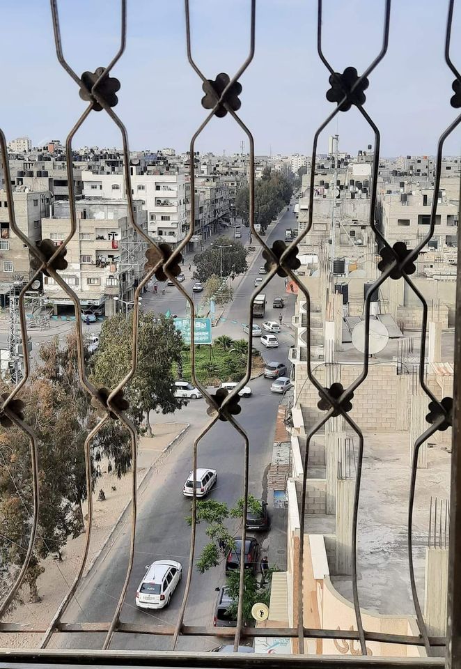  شقه مشطبة للبيع بإطلالة رائعة على الشارع 