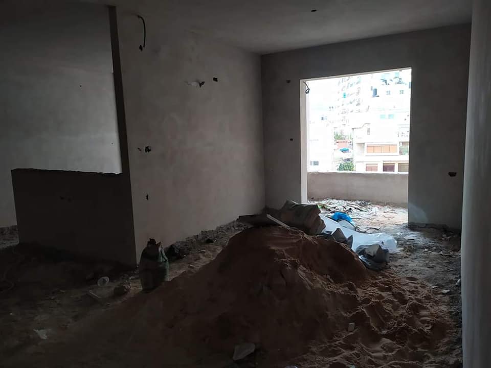 شقة سكنية مشطبة تشطيب جزئي للبيع