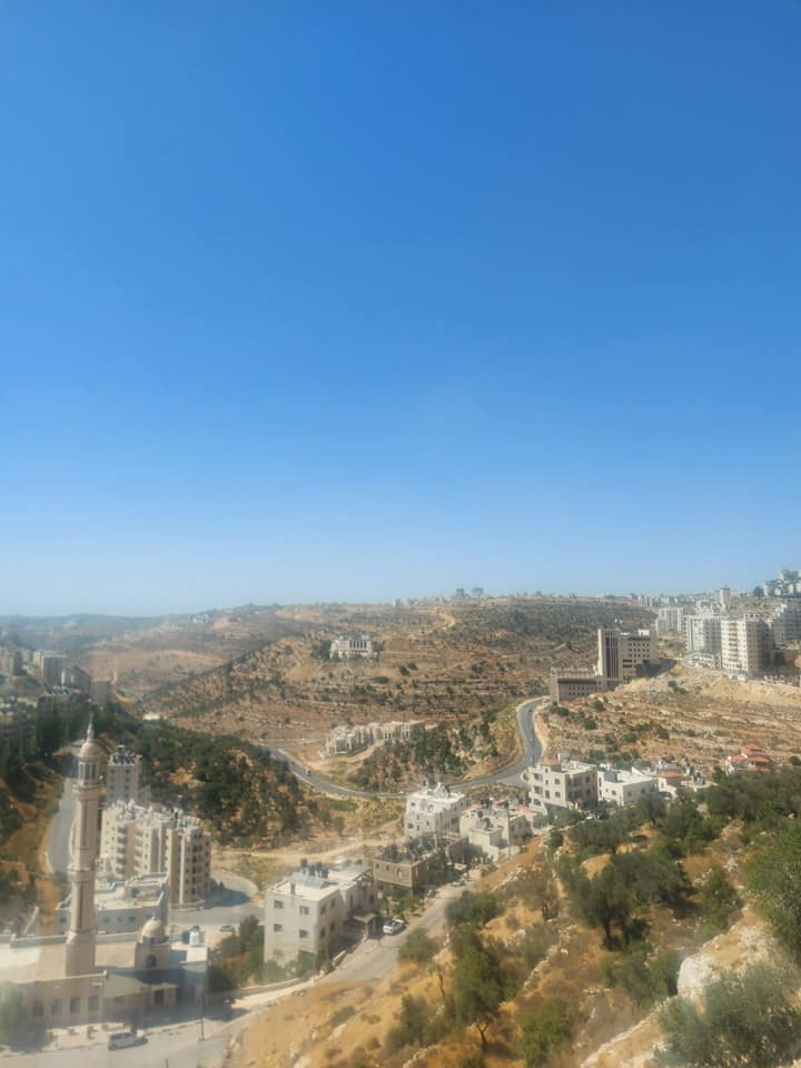  شقة حلوة ومميزة وسعر حلو 