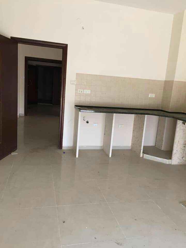 شقة طابقية للبيع ذات إطلالة مميزة