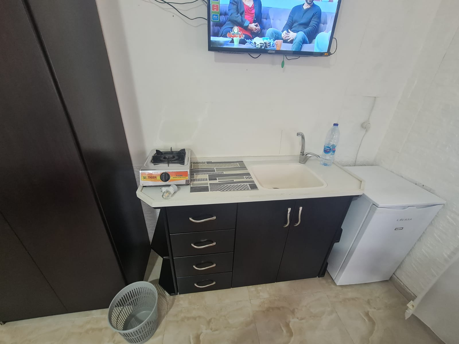استوديو للإيجار خلف شركة جوال