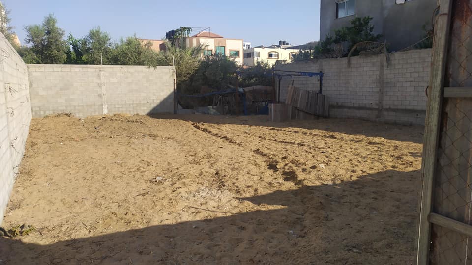 قطعة أرض للبيع شرق بوابة الطالبات للكلية الجامعية للعلوم التطبيقية