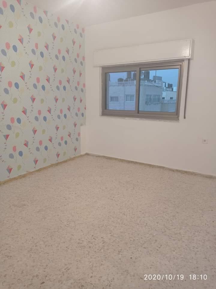 شقة للإيجار بالقرب من سوبرماركت الشني 