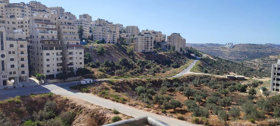 شقه جاهزه للبيع بالقرب من مسجد التقوى