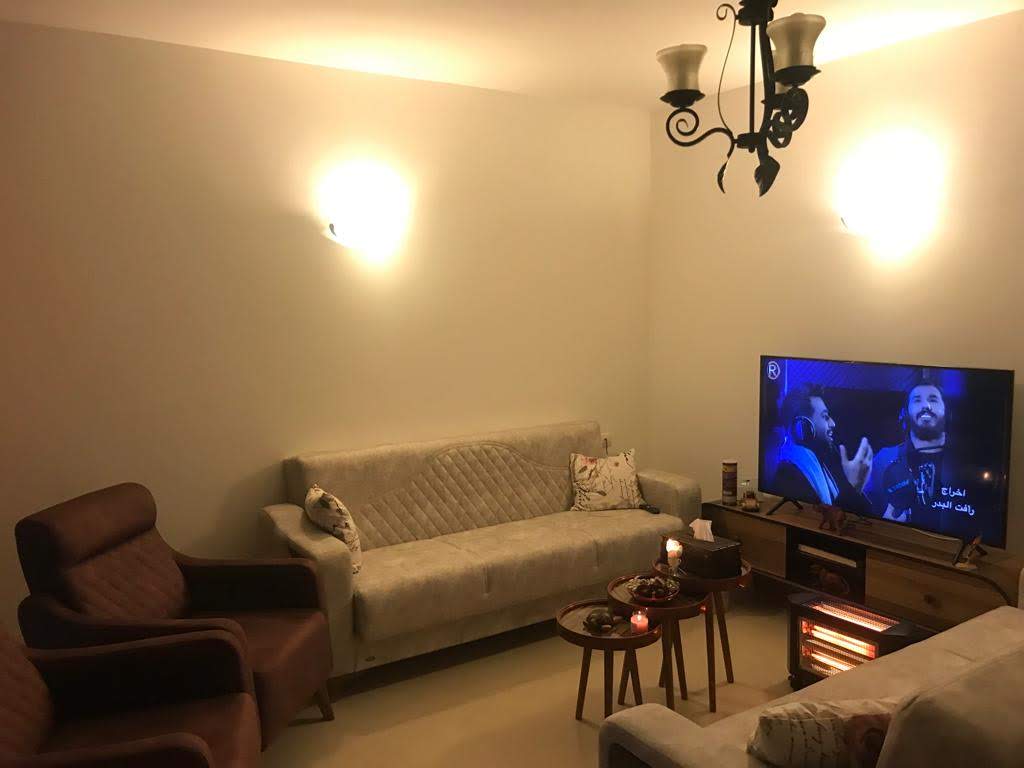 روف ممتاز غير مفروش للبيع قرب دوار نبيل عمرو