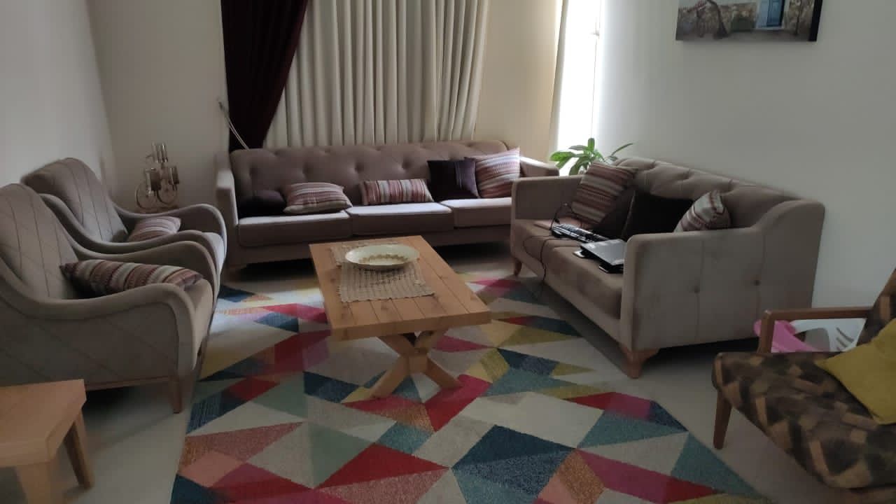 شقة مميزة للبيع قرب سوبر ماركت سمعان