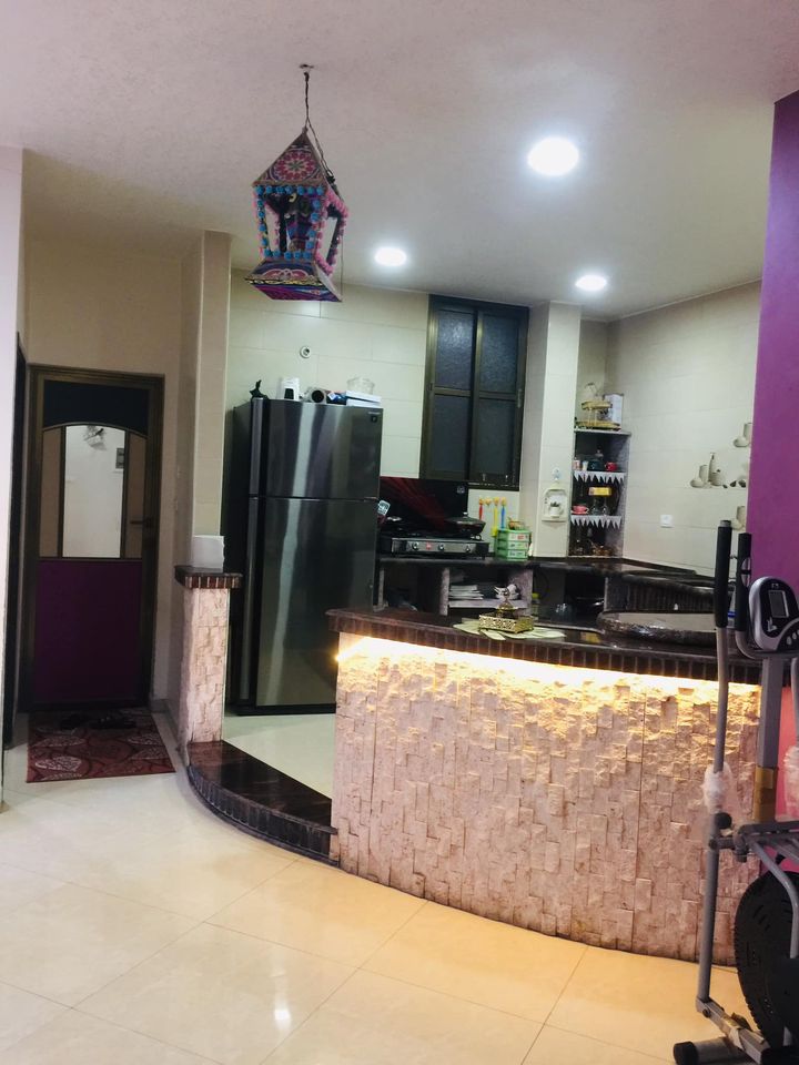 شقة للبيع بالقرب من مسجد النور المحمدي 