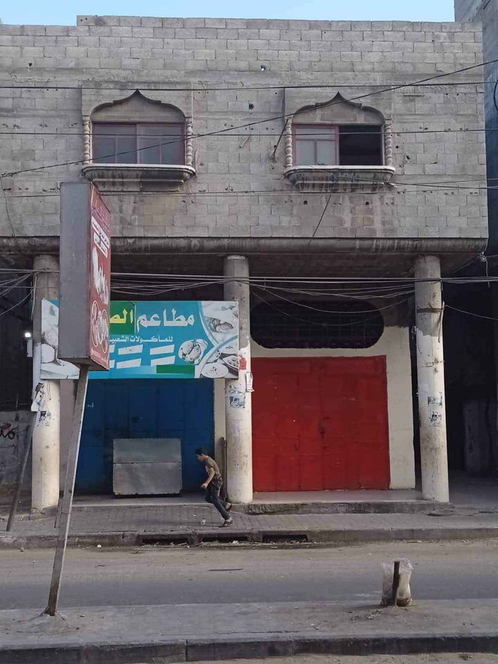 منزل للبيع على الشارع العام
