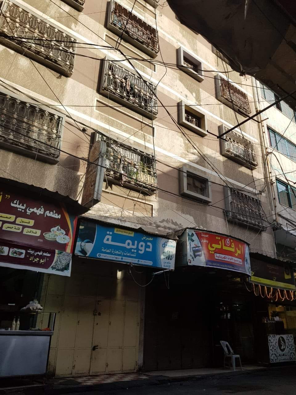 عمارة سكنية للبيع بجوار سوق الزاوية