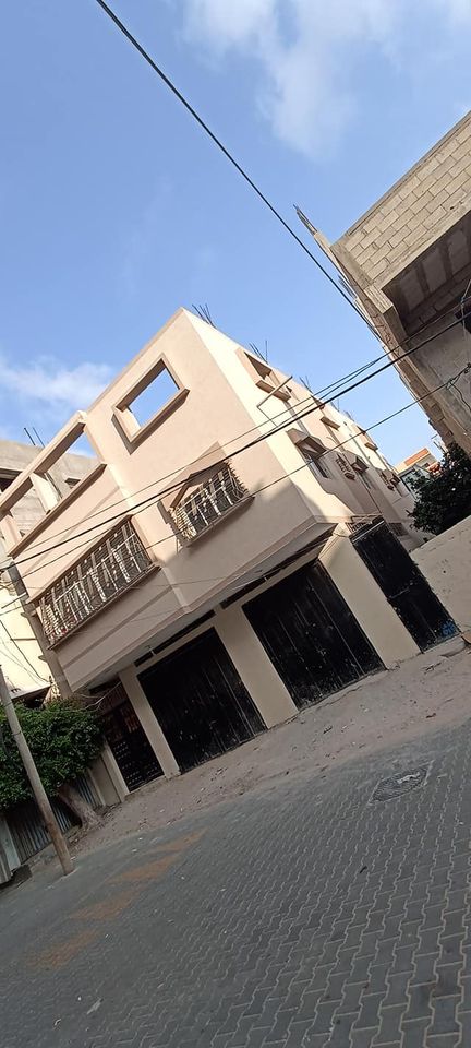 عمارة صغير للبيع بجانب مجمع الصحابه الطبي