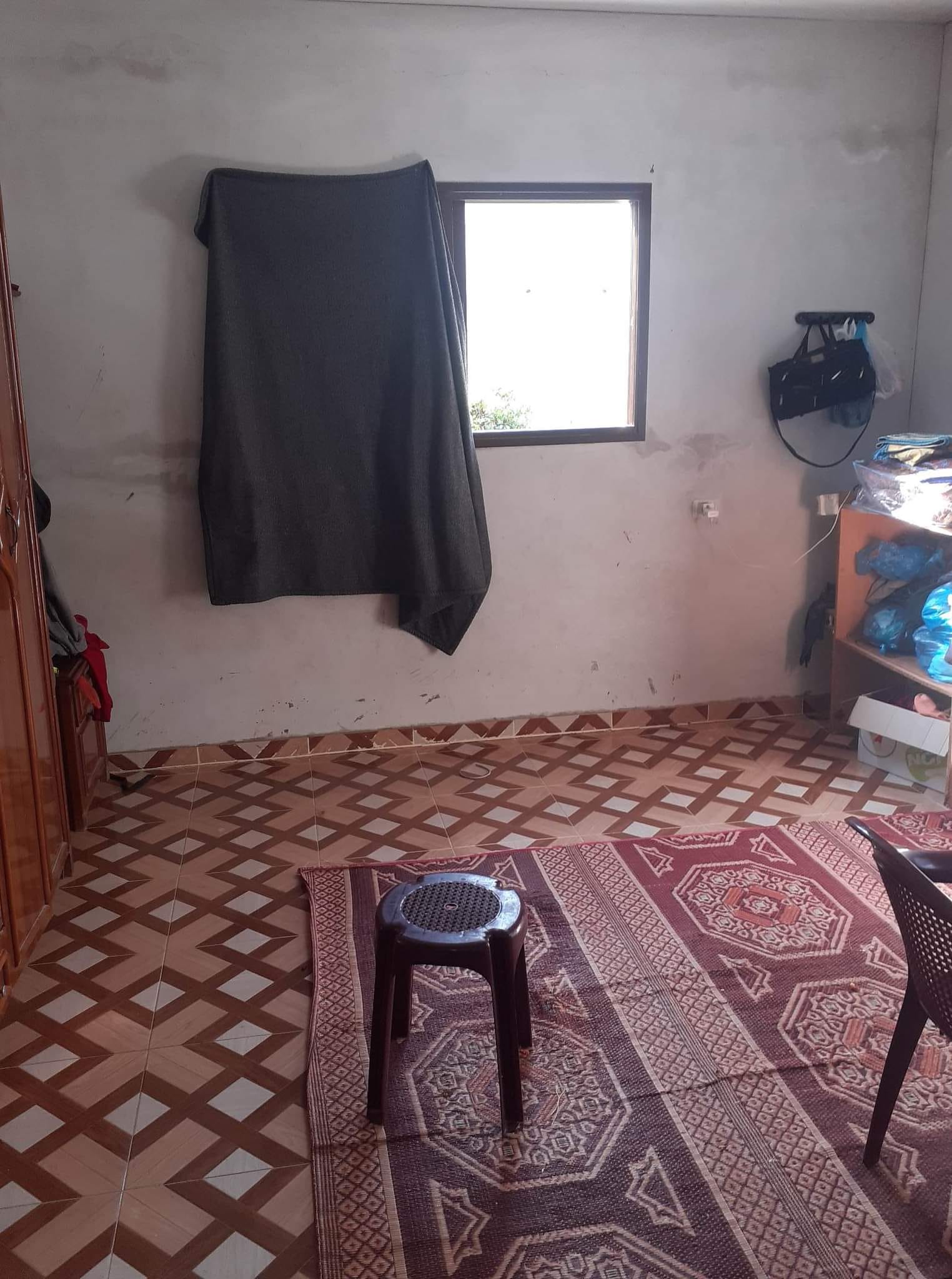 منزل للبيع قريب للموصلات والمدارس 