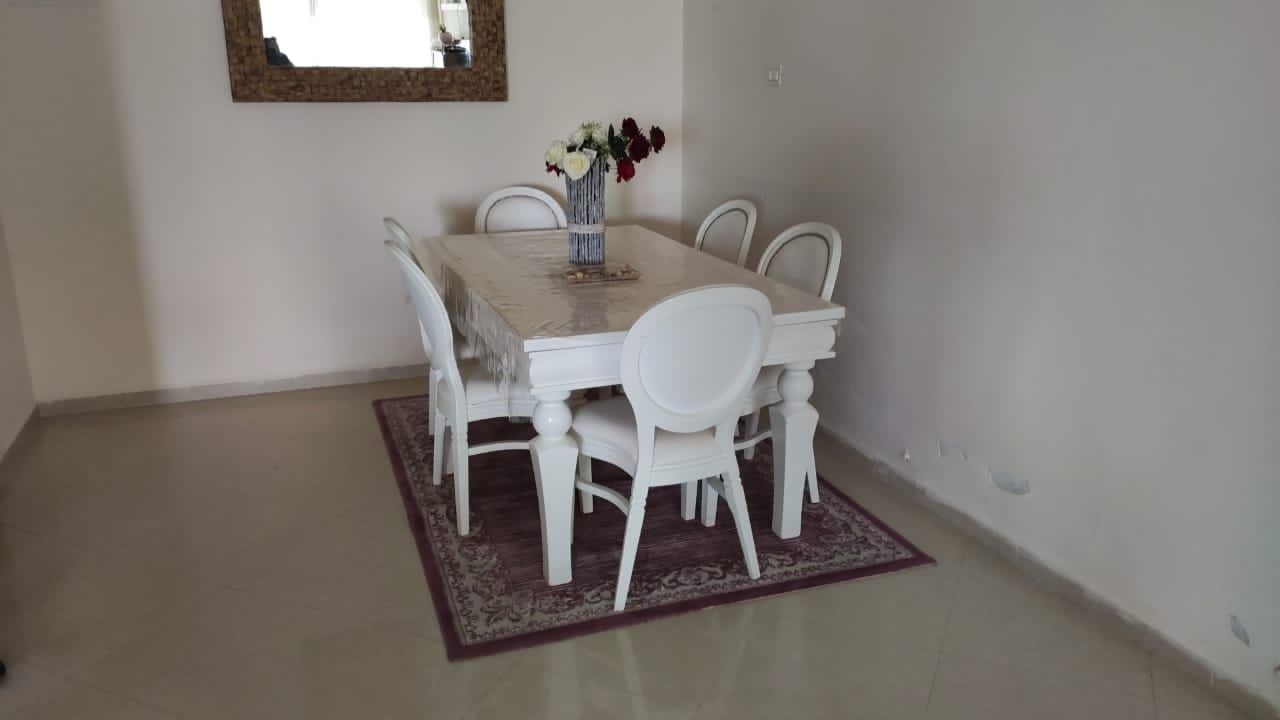 شقة مميزة للبيع قرب سوبر ماركت سمعان