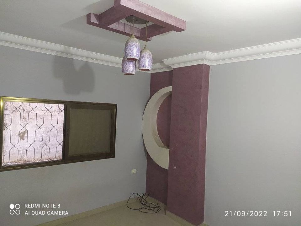 شقه للبيع بمحيط المزنر 