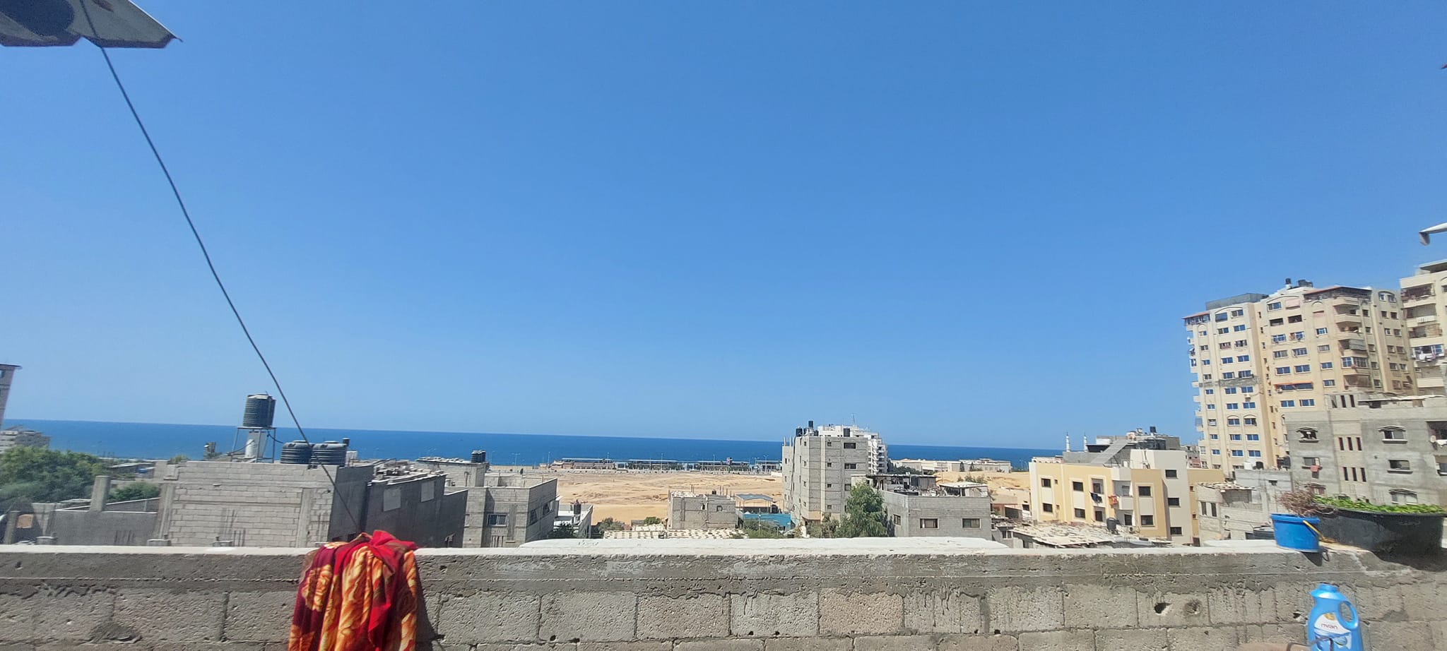 أرض للبيع مع بيت