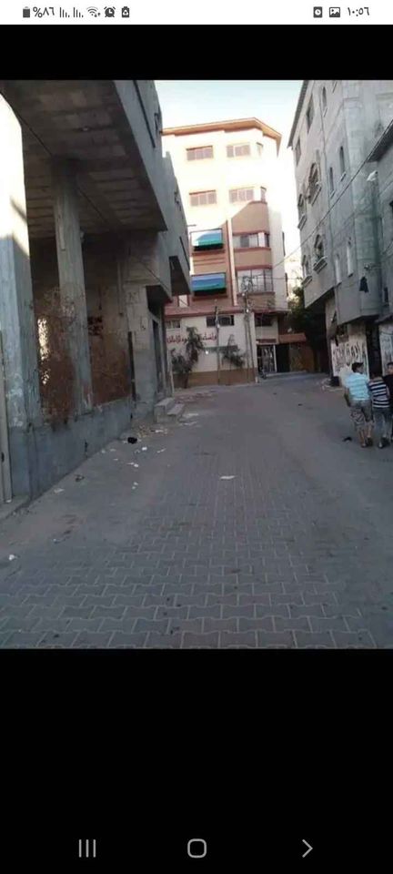 قطعة ارض مبني عليها منزل للبيع