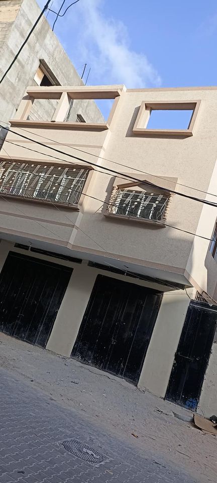 عمارة صغير للبيع بجانب مجمع الصحابه الطبي
