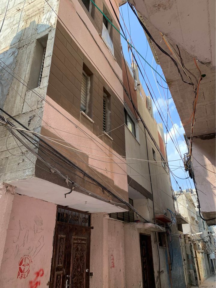 منزل للبيع شرق المسجد الابيض