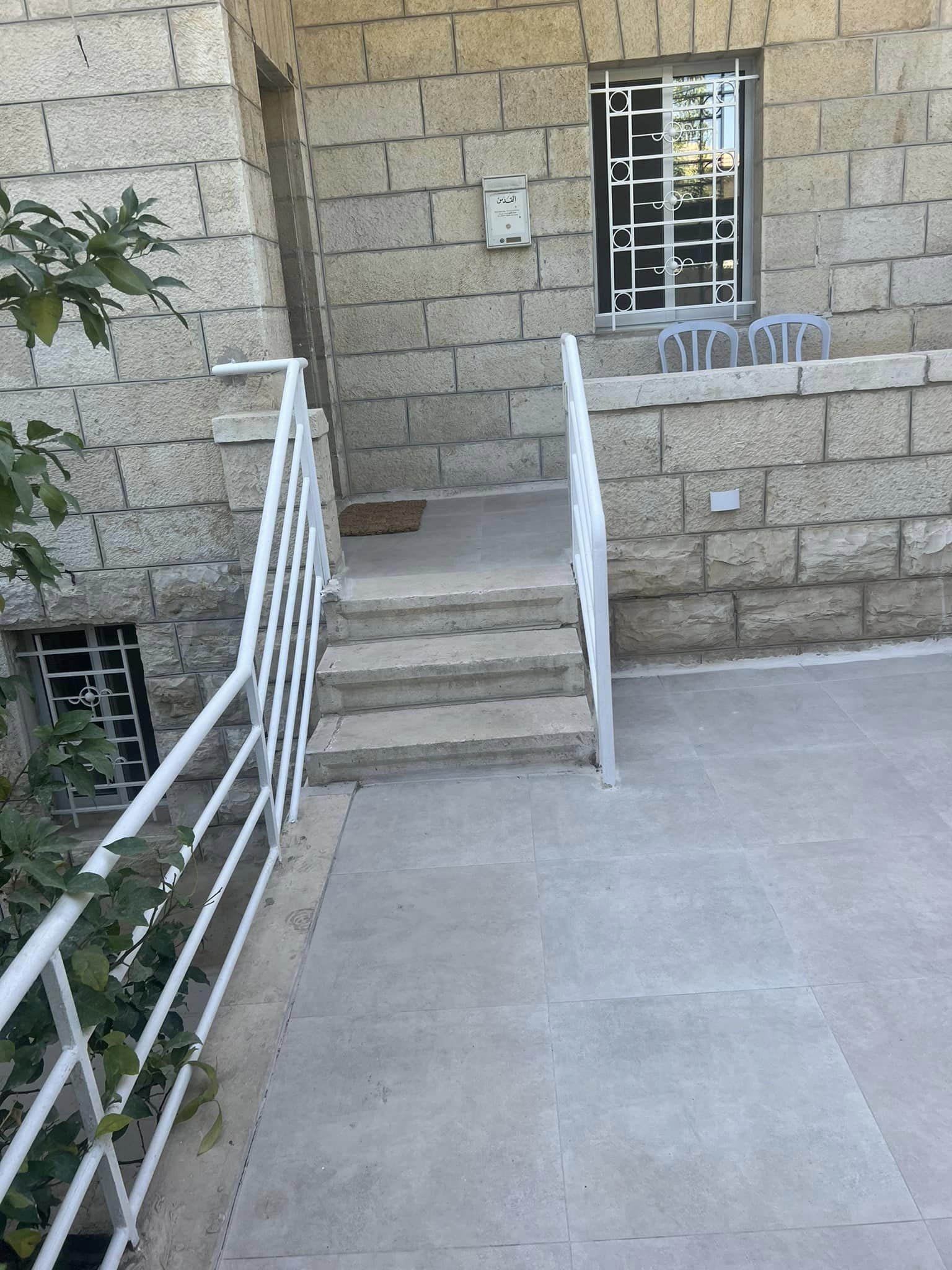 بيت مفروش بالقرب من مطعم دارنا للايجار