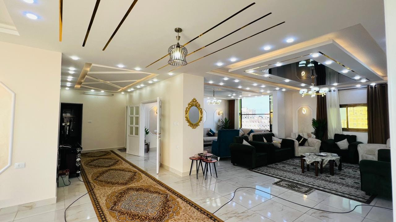 روف للبيع فى عمارة سكنية 