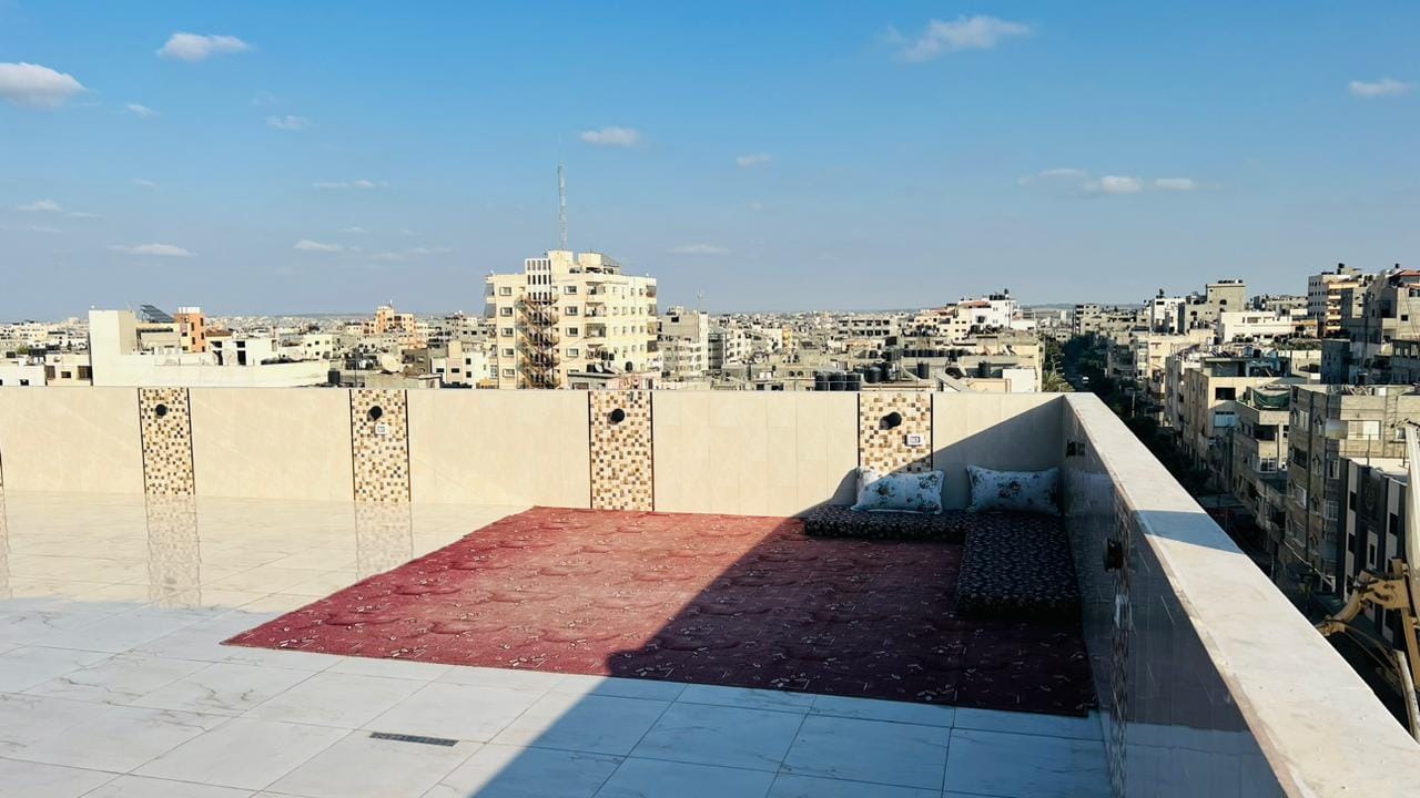 روف للبيع فى عمارة سكنية 