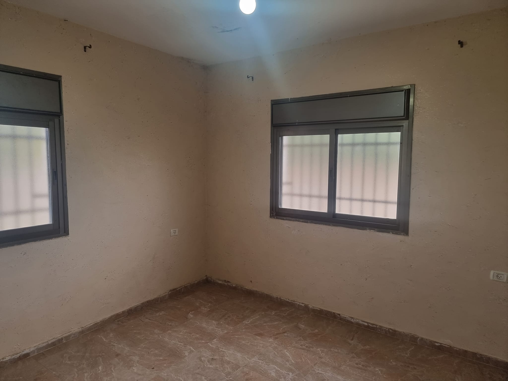 شقة للإيجار للعرسان او الطالبات
