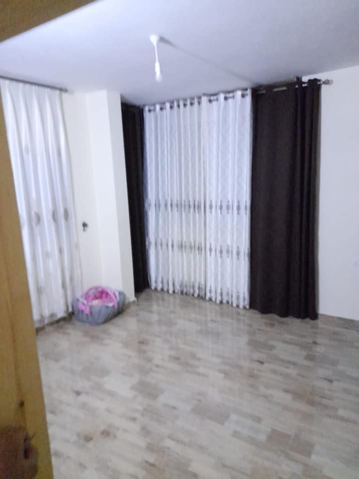 بيت كامل سوبر لوكس للبيع