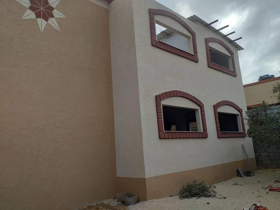 بيت للبيع قريب من البحر