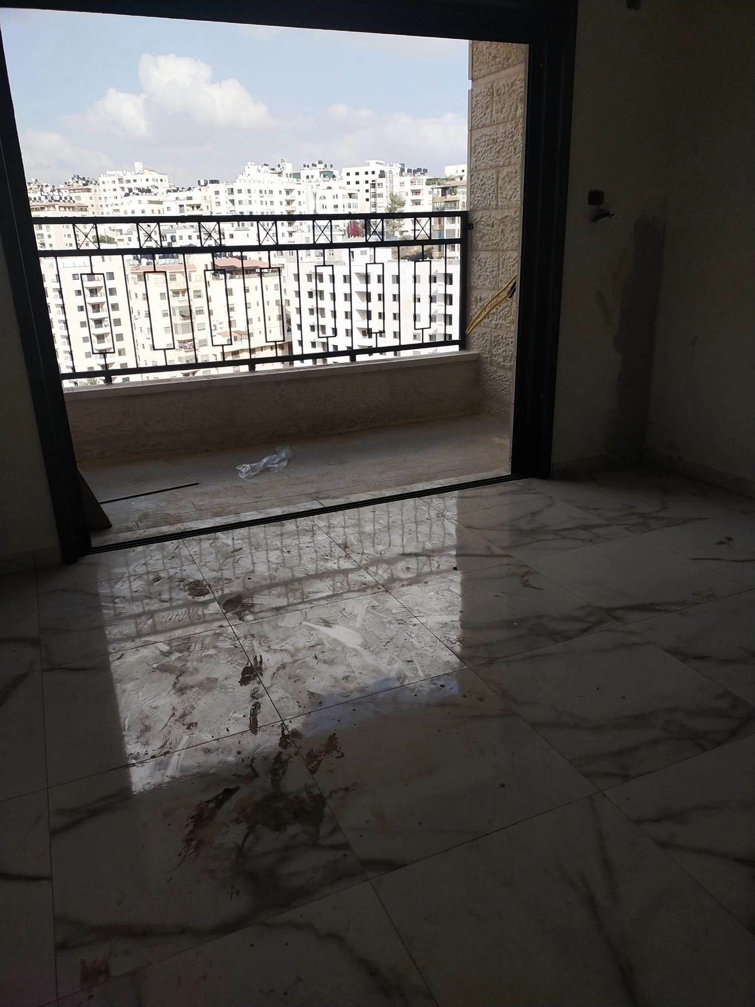 استديو أو شقة صغيرة  للبيع