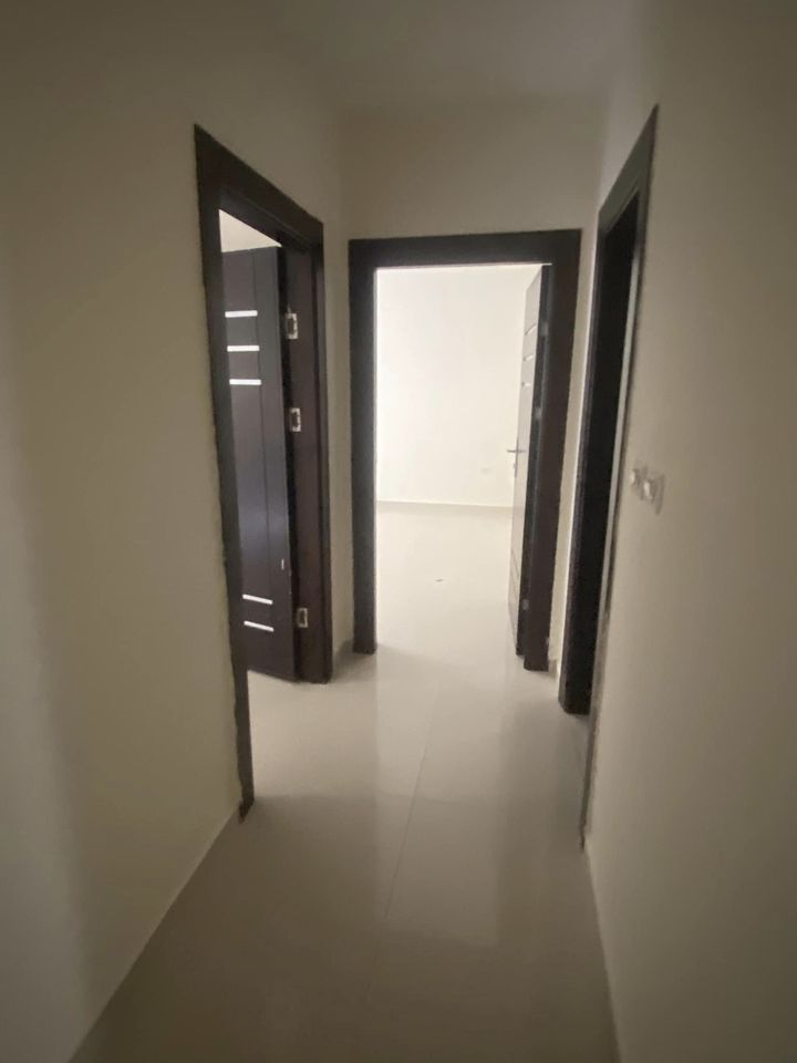 شقة للبيع مع حديقة 