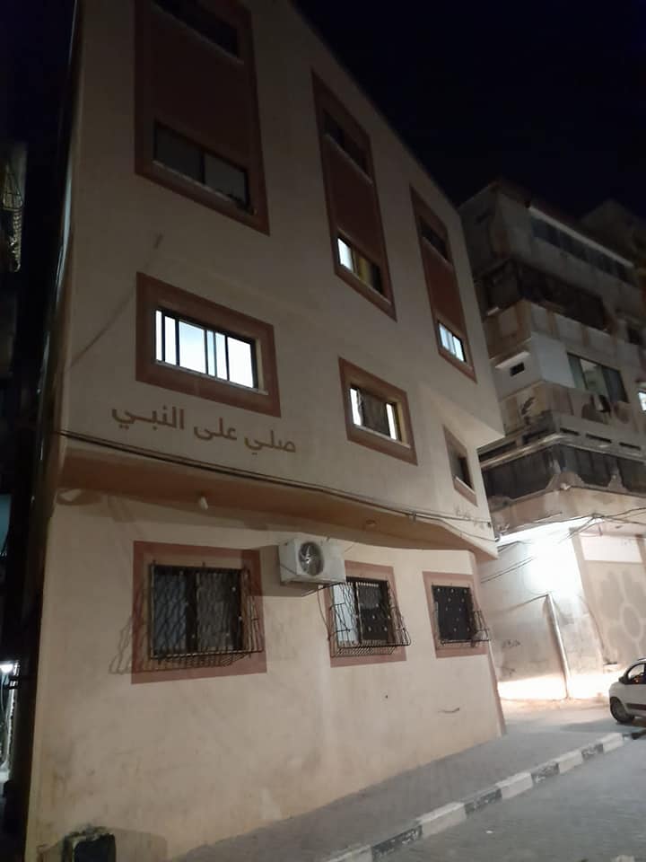 بيت كامل للبيع عند دوار الشرفا