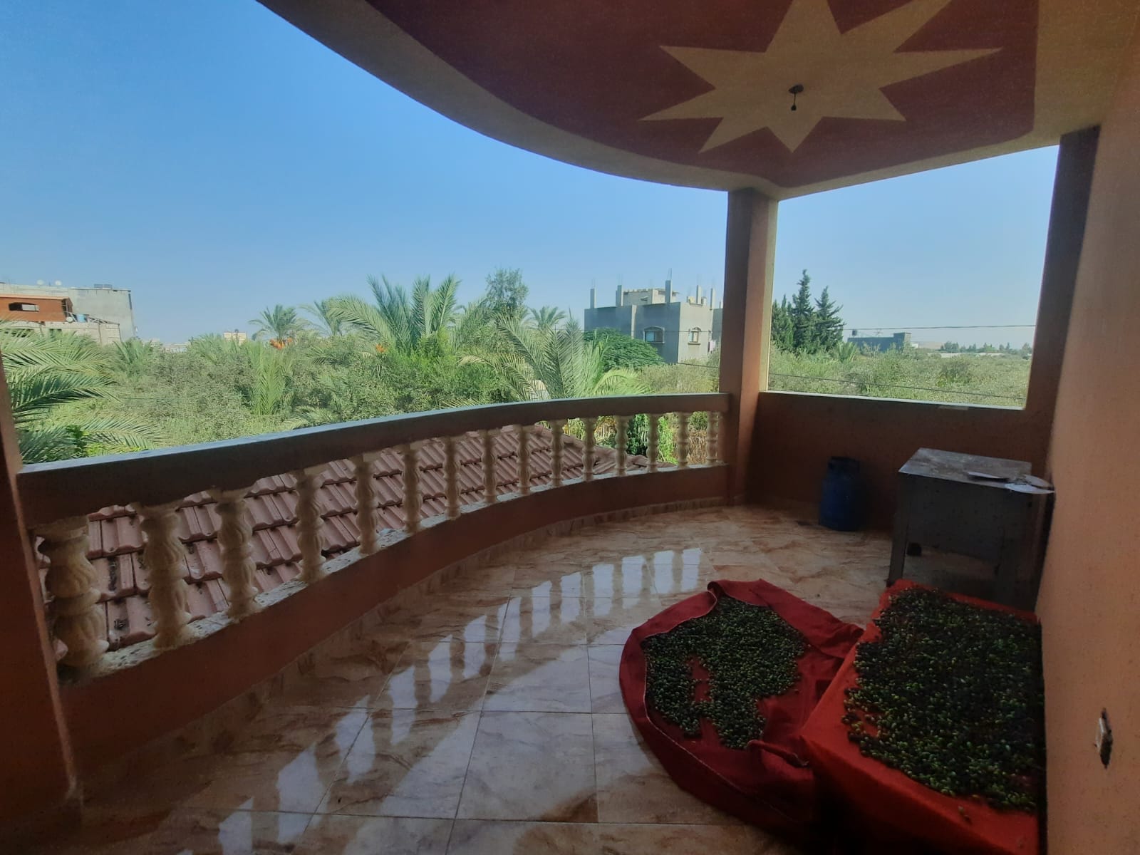 بيت مرتب للبيع شرق دير البلح