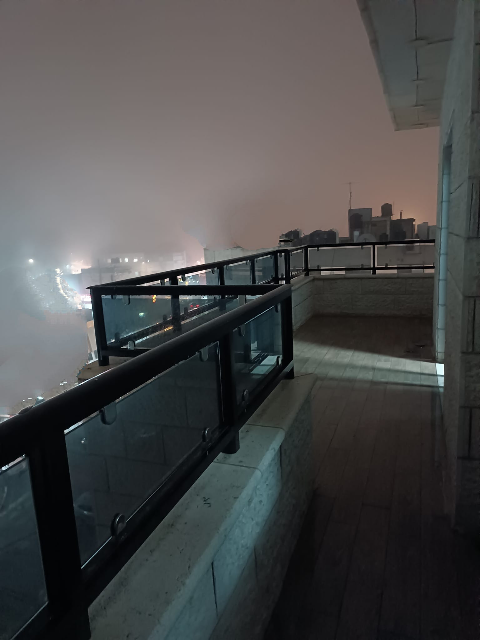 روف مفروش للإيجار