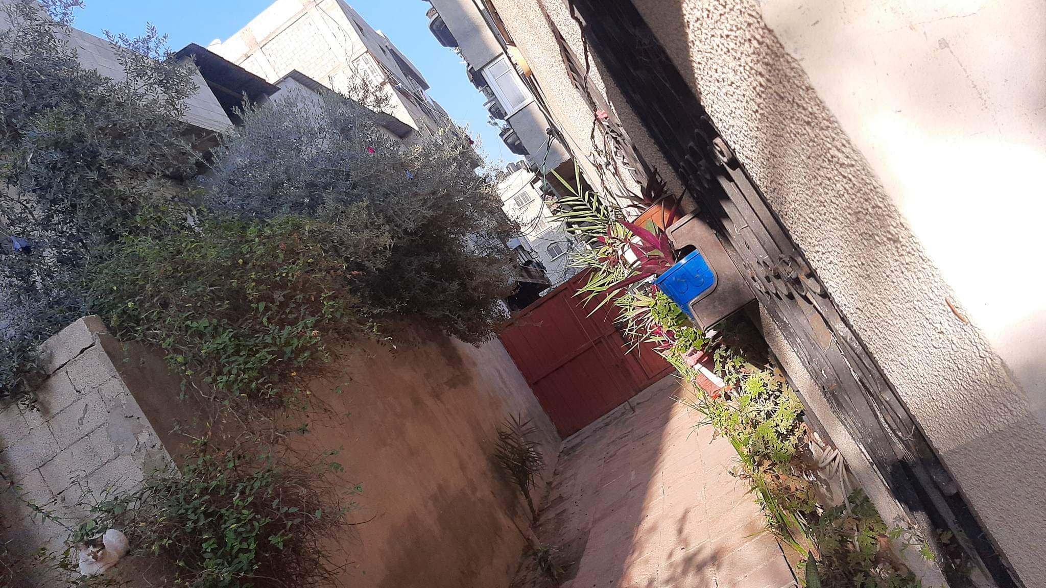 بيت للبيع بالقرب من شركة الكهربا القديمة