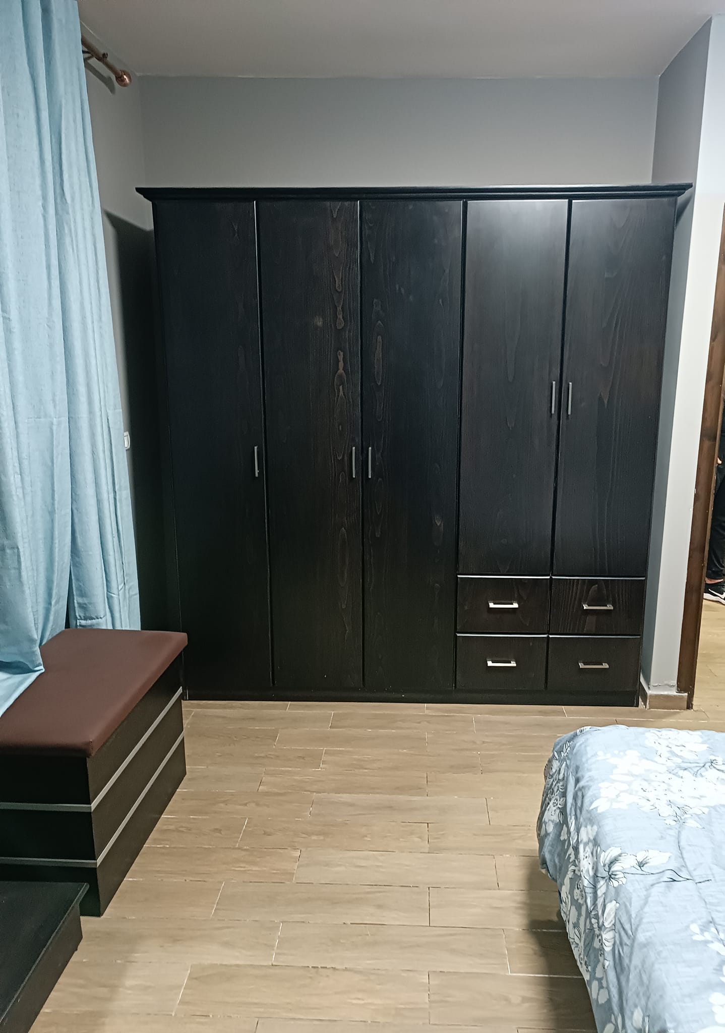 روف مفروش للإيجار