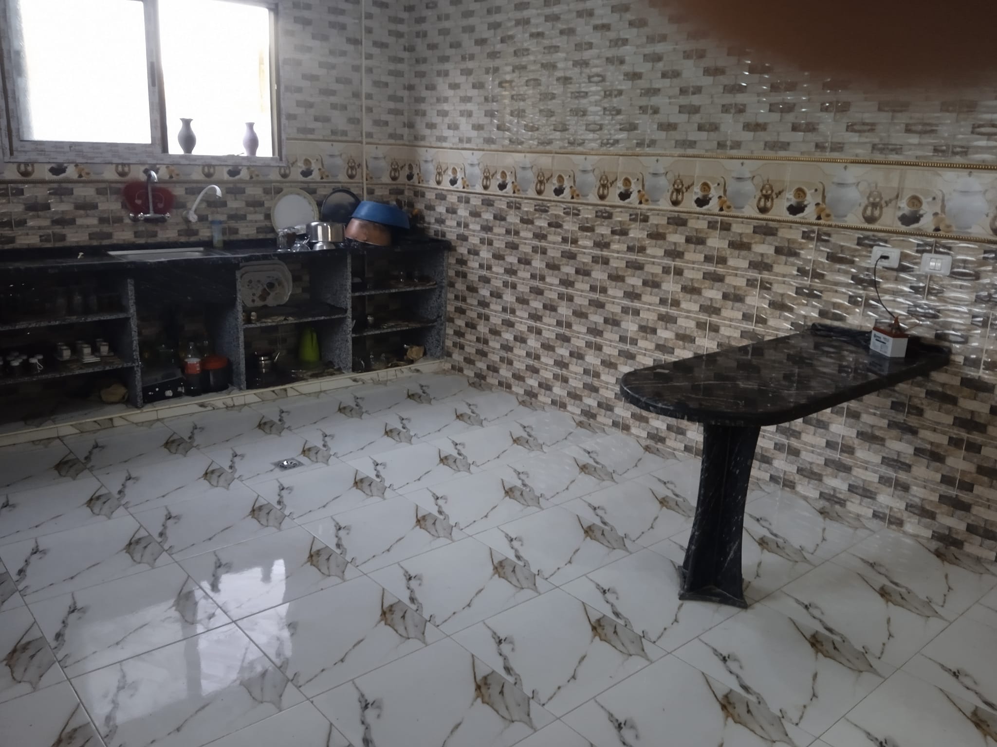 منزل للبيع خلف شركه زمرد للرخام