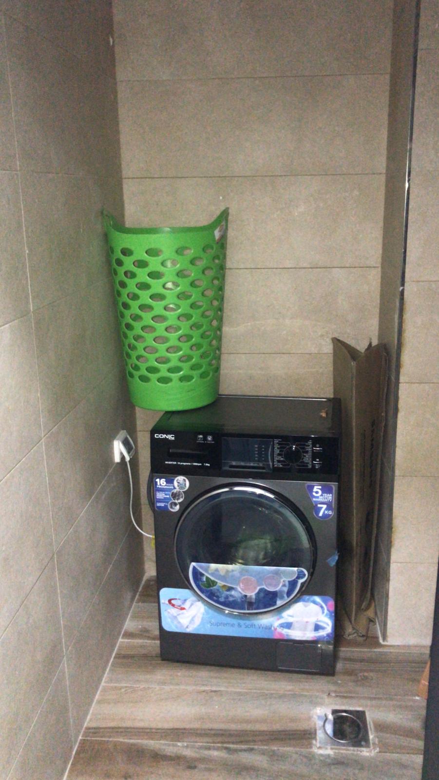 شقة مميزة ومفروشة للإيجار 