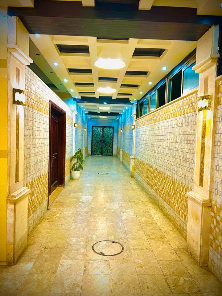 شقة فاخرة للبيع في أرقى أحياء الرمال الشمالي 